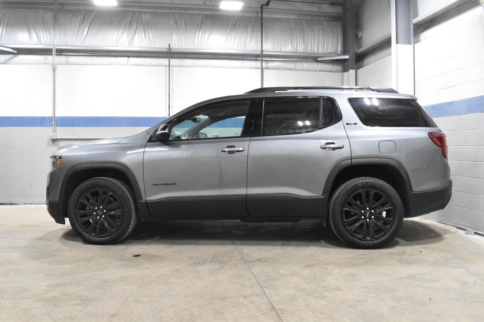 2022 GMC Acadia SLE