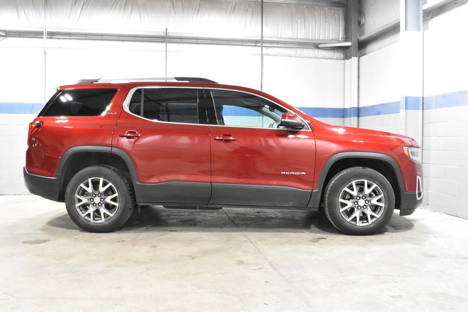 2023 GMC Acadia SLT