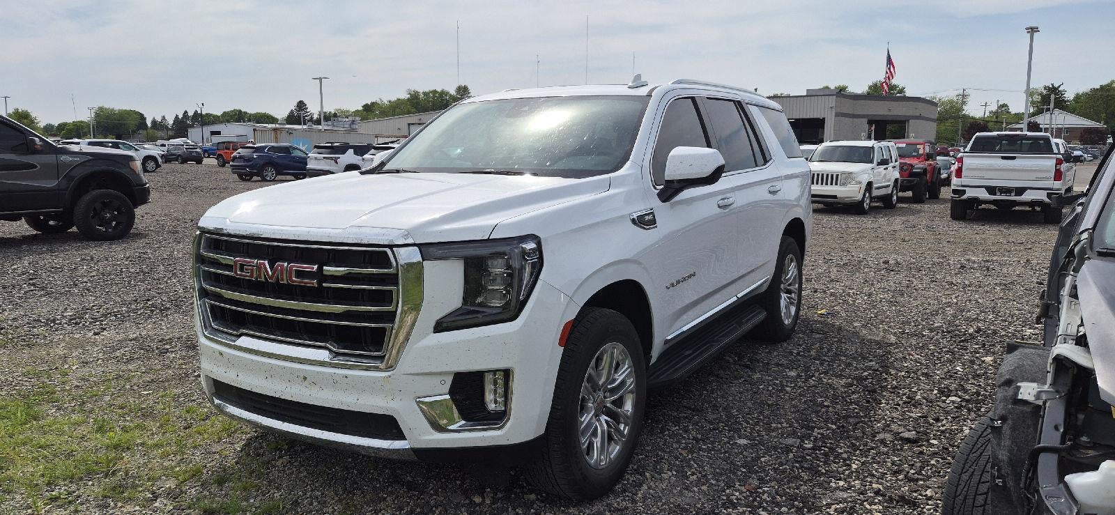 2024 GMC Yukon 4WD SLT's photo