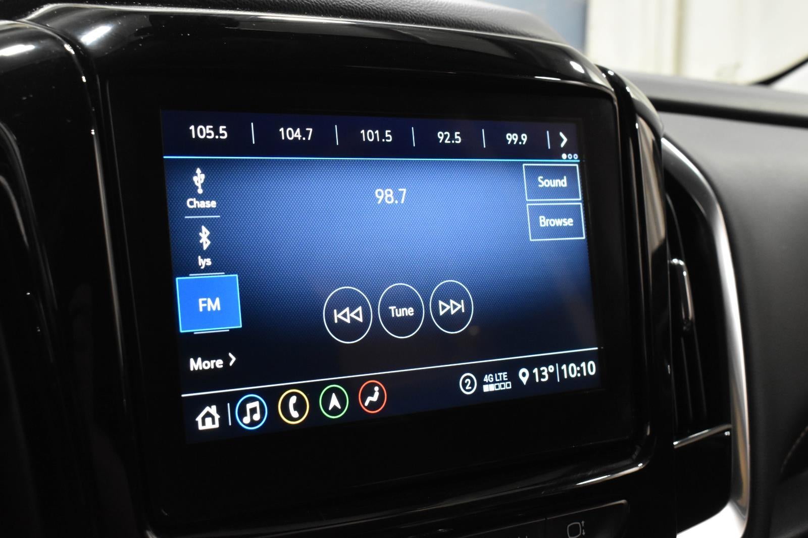 2021 Chevrolet Traverse LT Leather