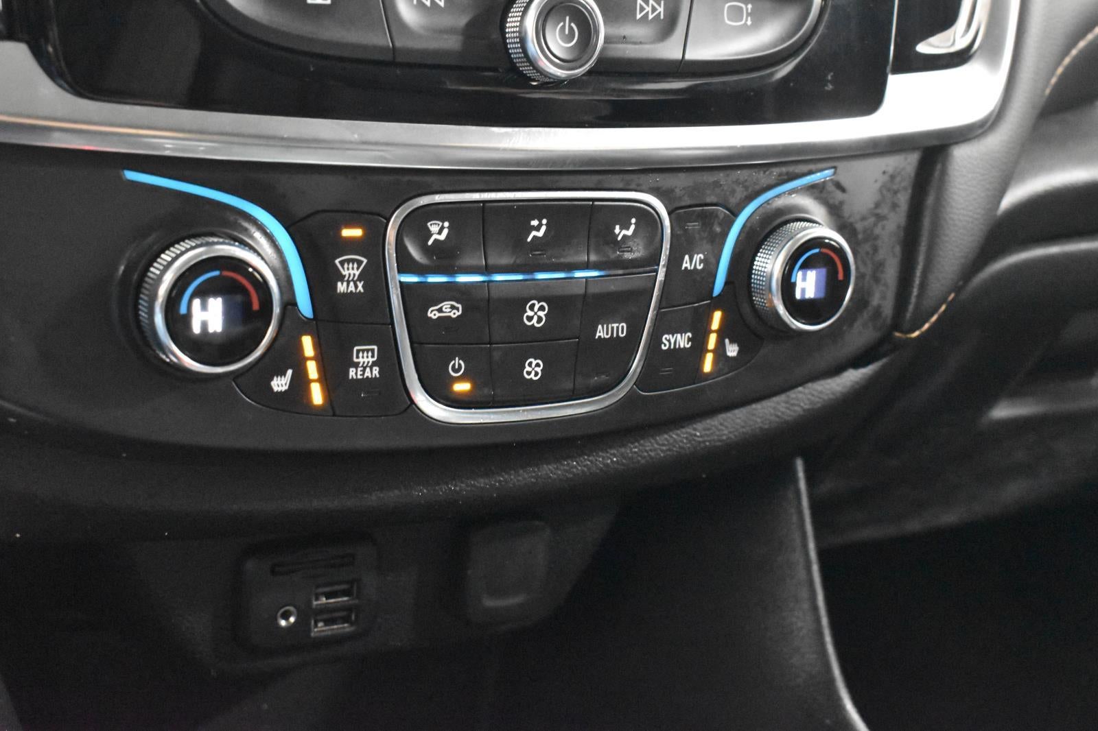 2021 Chevrolet Traverse LT Leather