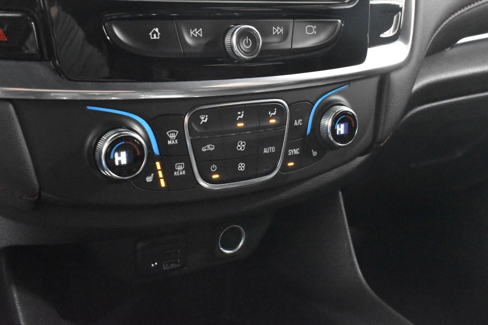 2022 Chevrolet Traverse RS