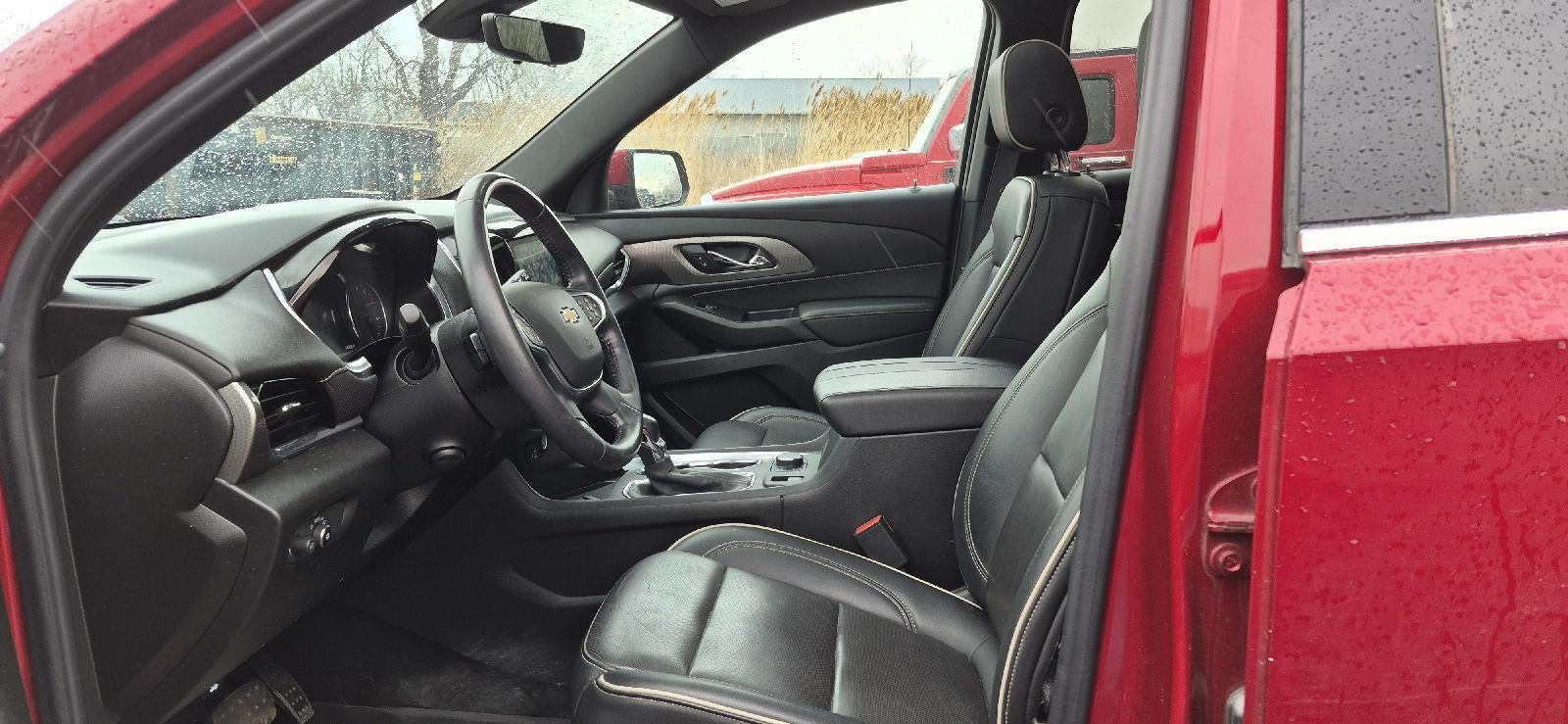 2022 Chevrolet Traverse Premier