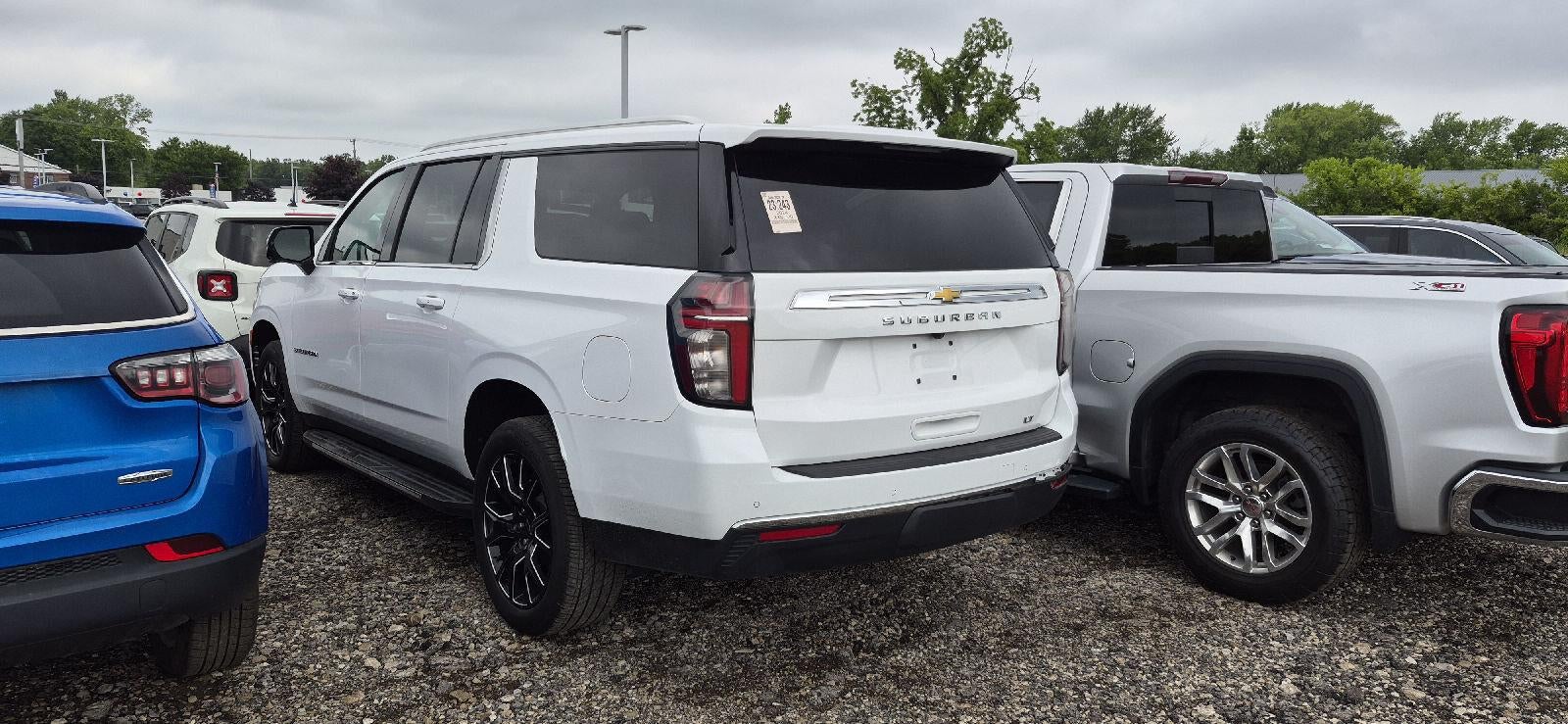 2024 Chevrolet Suburban LT