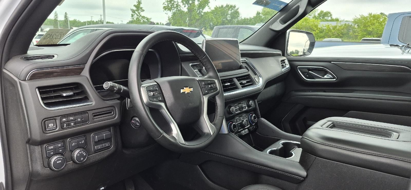 2024 Chevrolet Suburban LT
