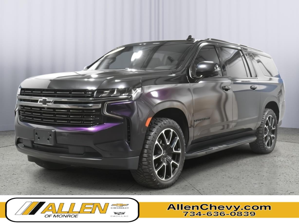 2022 Chevrolet Suburban RST 4X4's photo