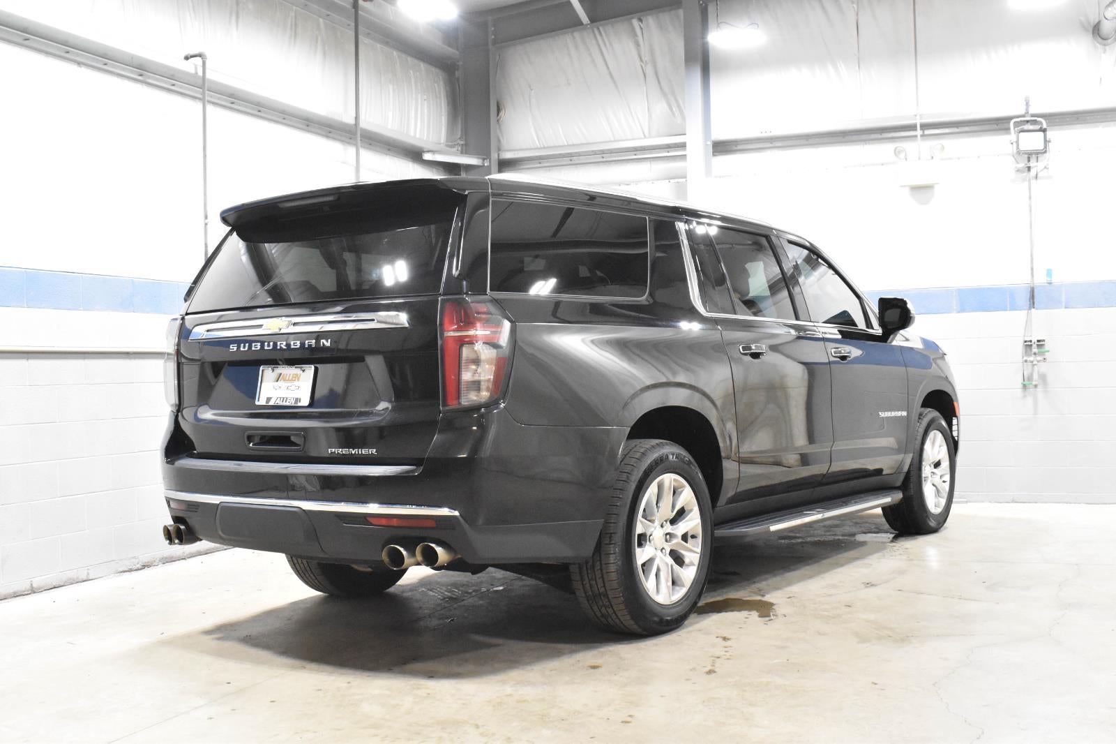 2023 Chevrolet Suburban Premier