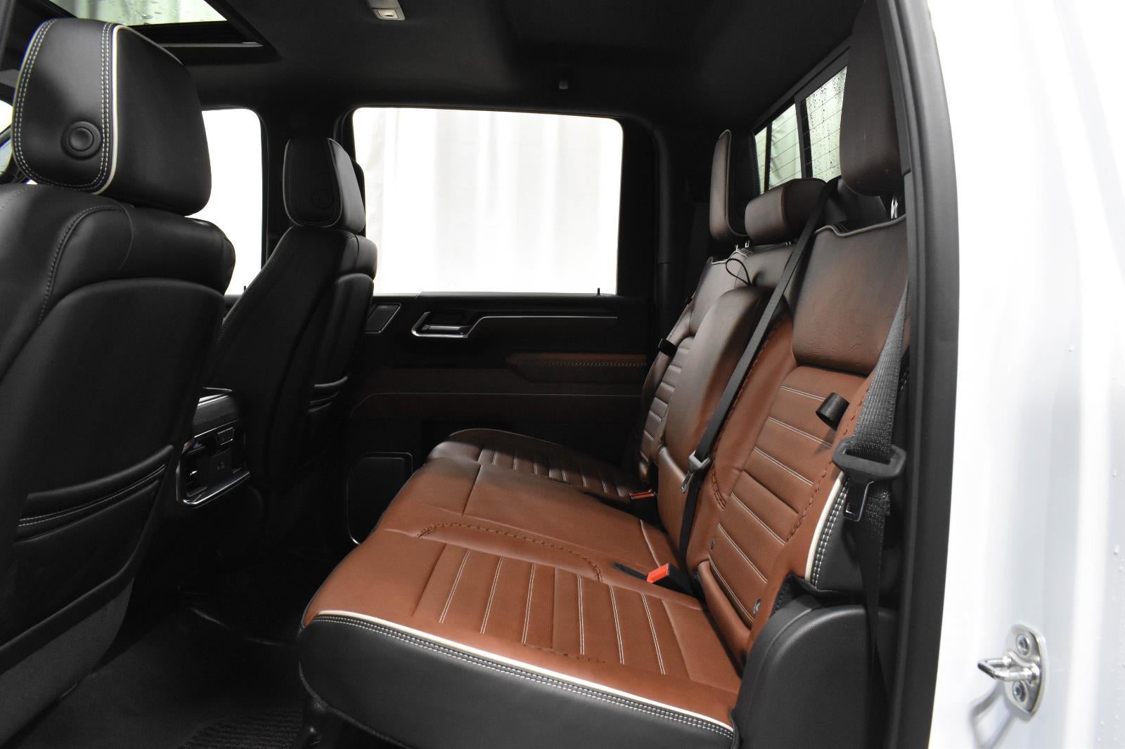 2026 GMC Sierra 3500 HD Denali Ultimate DRW