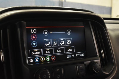 2022 GMC Canyon AT4 - Leather
