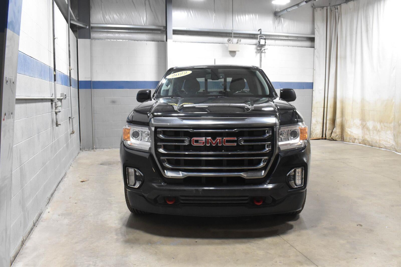 2022 GMC Canyon AT4 - Leather