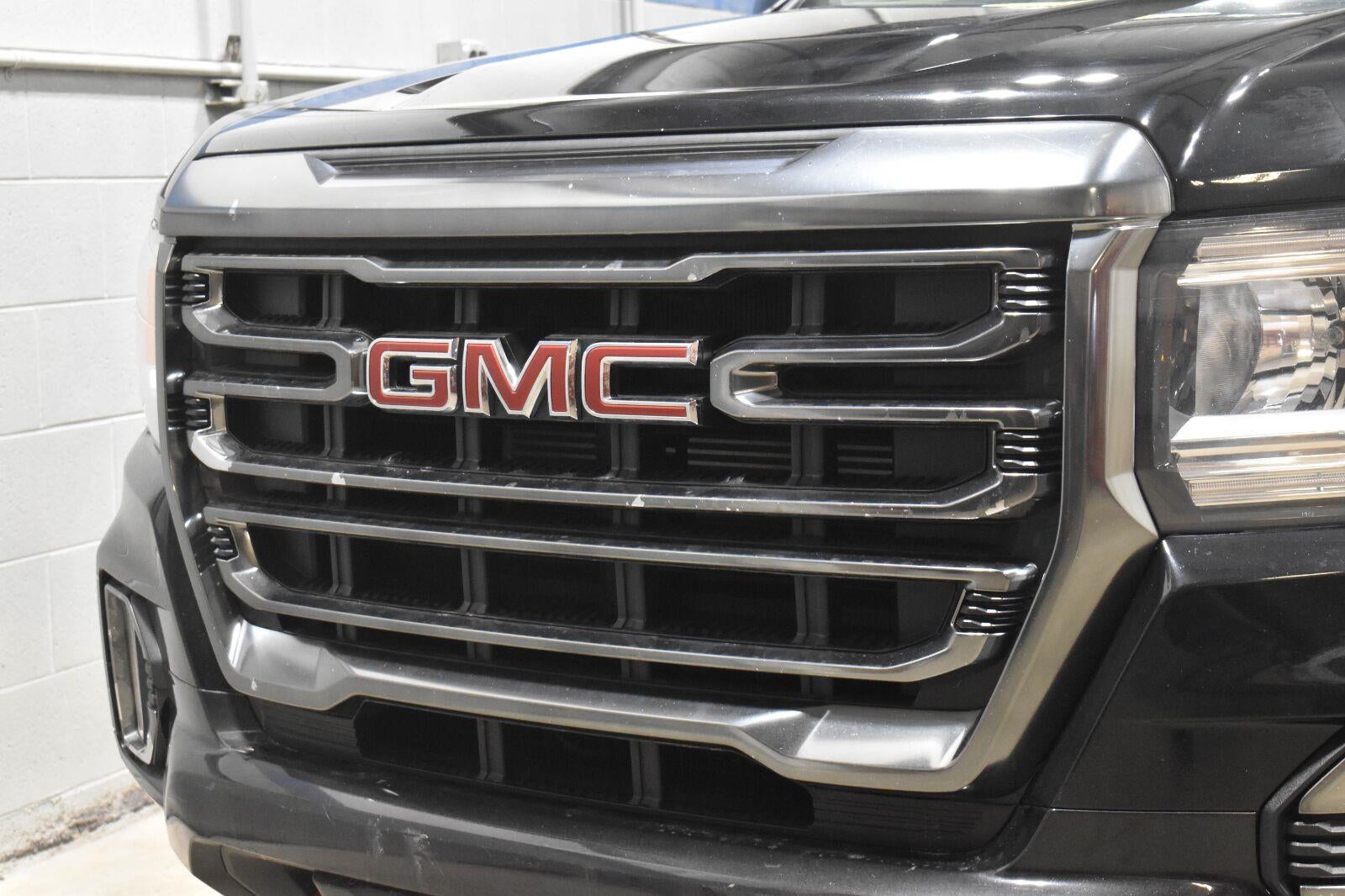 2022 GMC Canyon AT4 - Leather