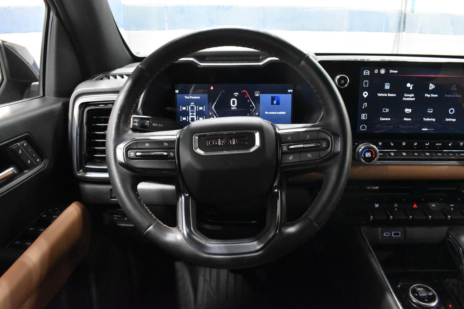 2024 GMC Canyon AT4