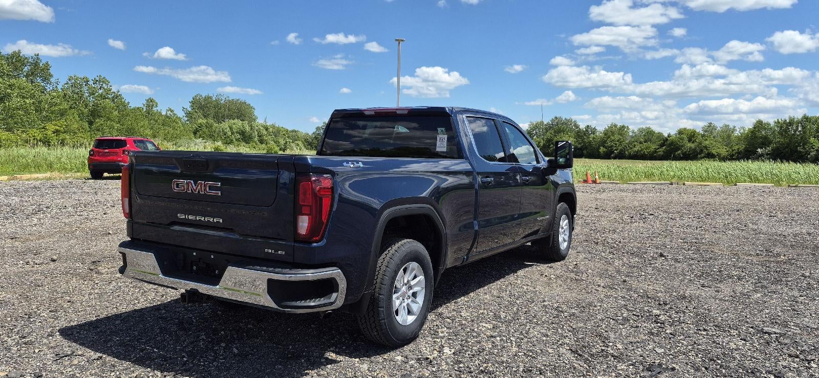 2022 GMC Sierra 1500 SLE