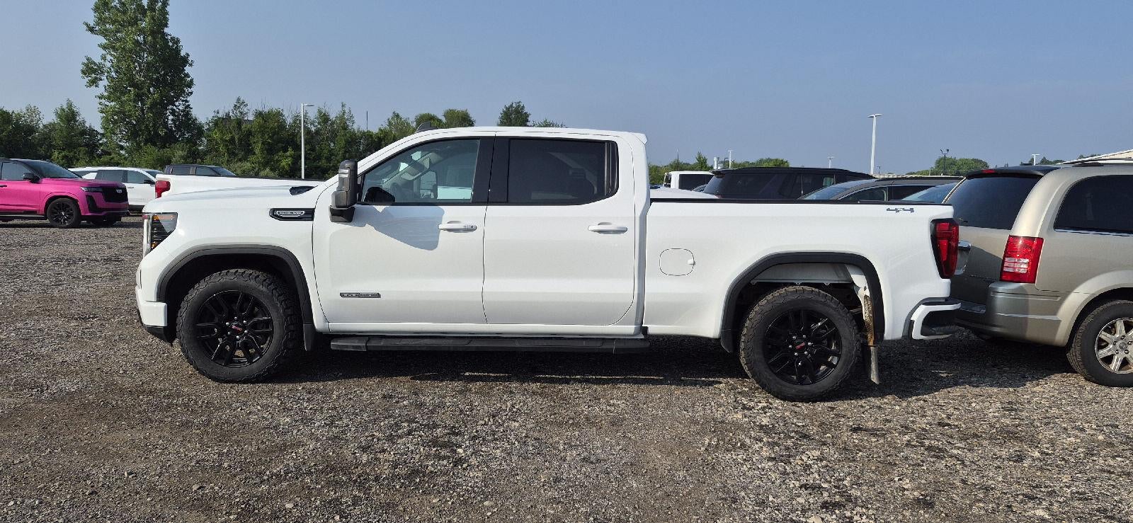 2024 GMC Sierra 1500 Elevation