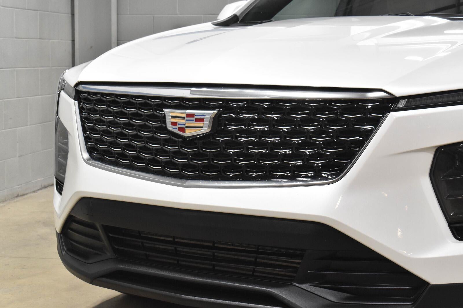 2024 Cadillac XT4 Luxury