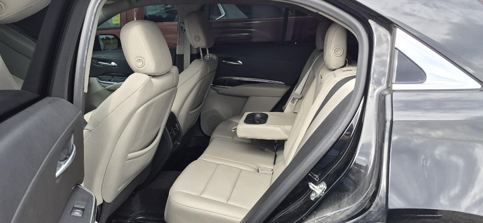 2019 Cadillac XT4 AWD Luxury