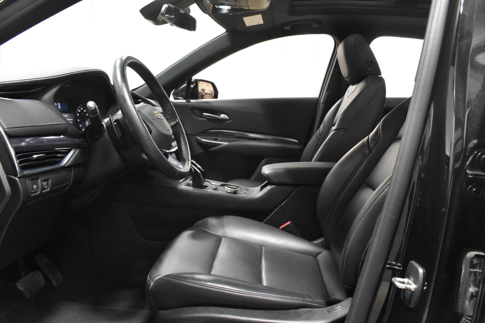 2023 Cadillac XT4 Luxury