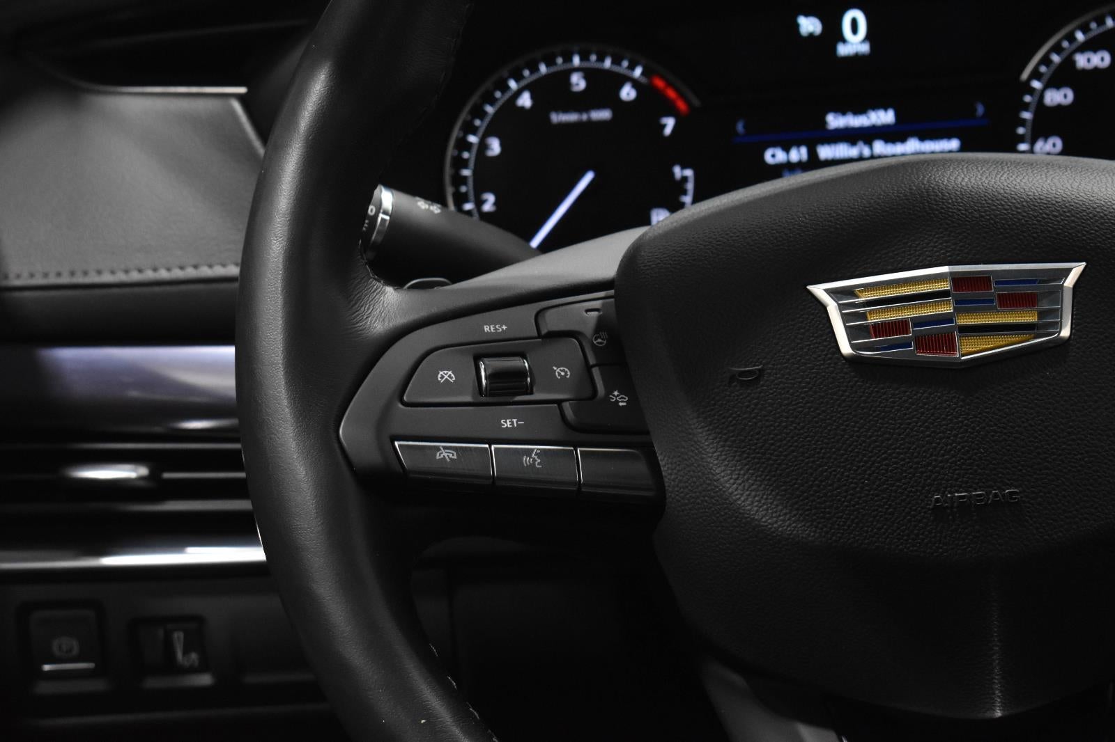 2023 Cadillac XT4 Luxury