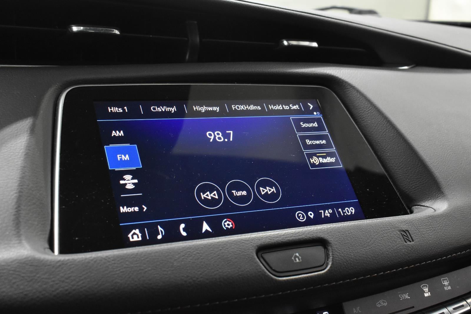 2021 Cadillac XT4 FWD Premium Luxury