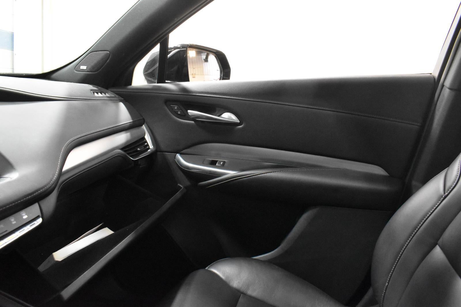 2021 Cadillac XT4 FWD Premium Luxury