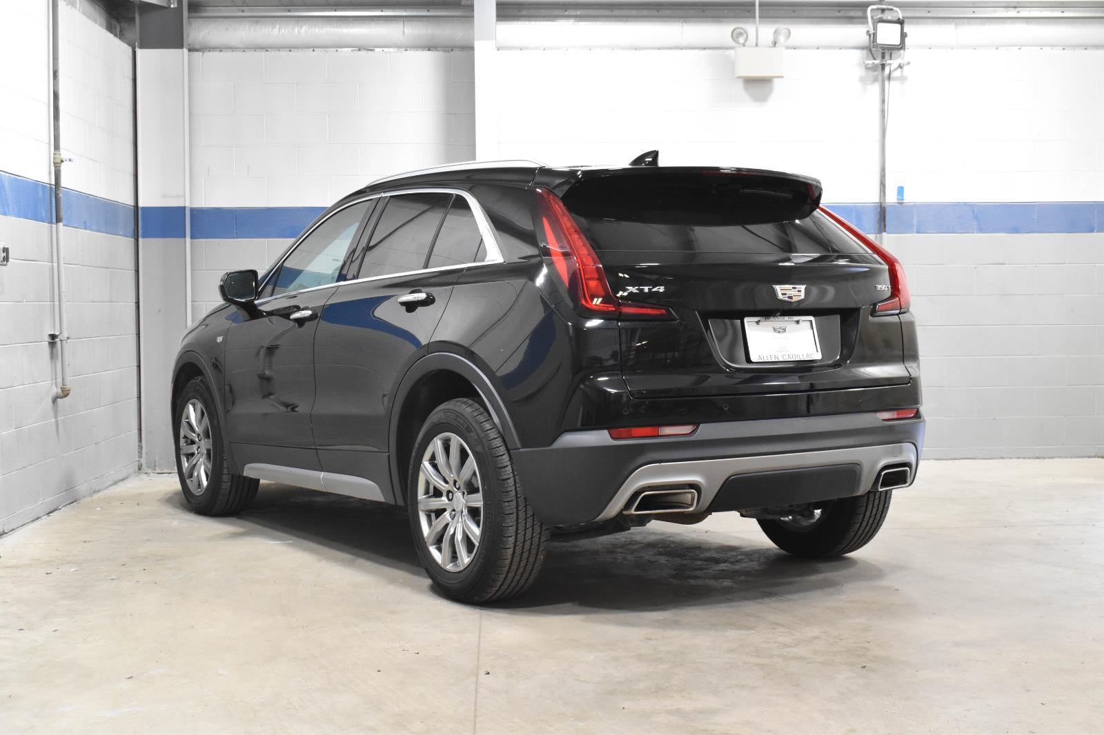 2021 Cadillac XT4 FWD Premium Luxury