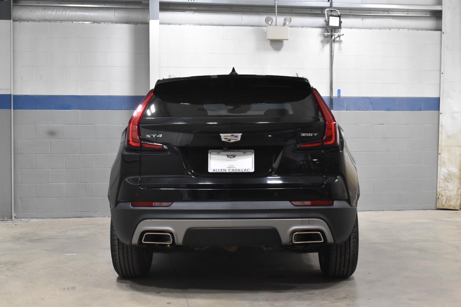 2021 Cadillac XT4 FWD Premium Luxury