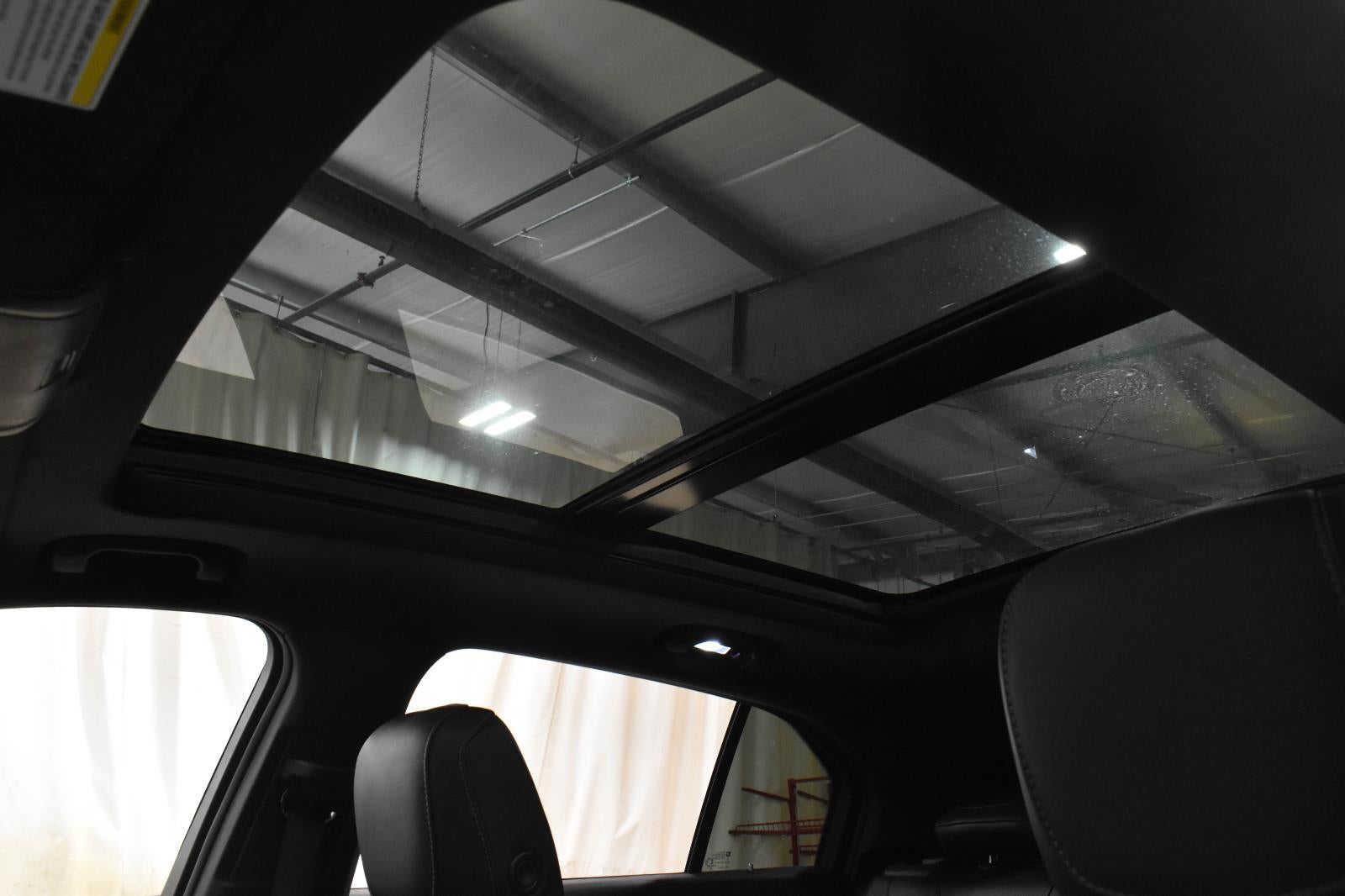 2021 Cadillac XT4 FWD Premium Luxury