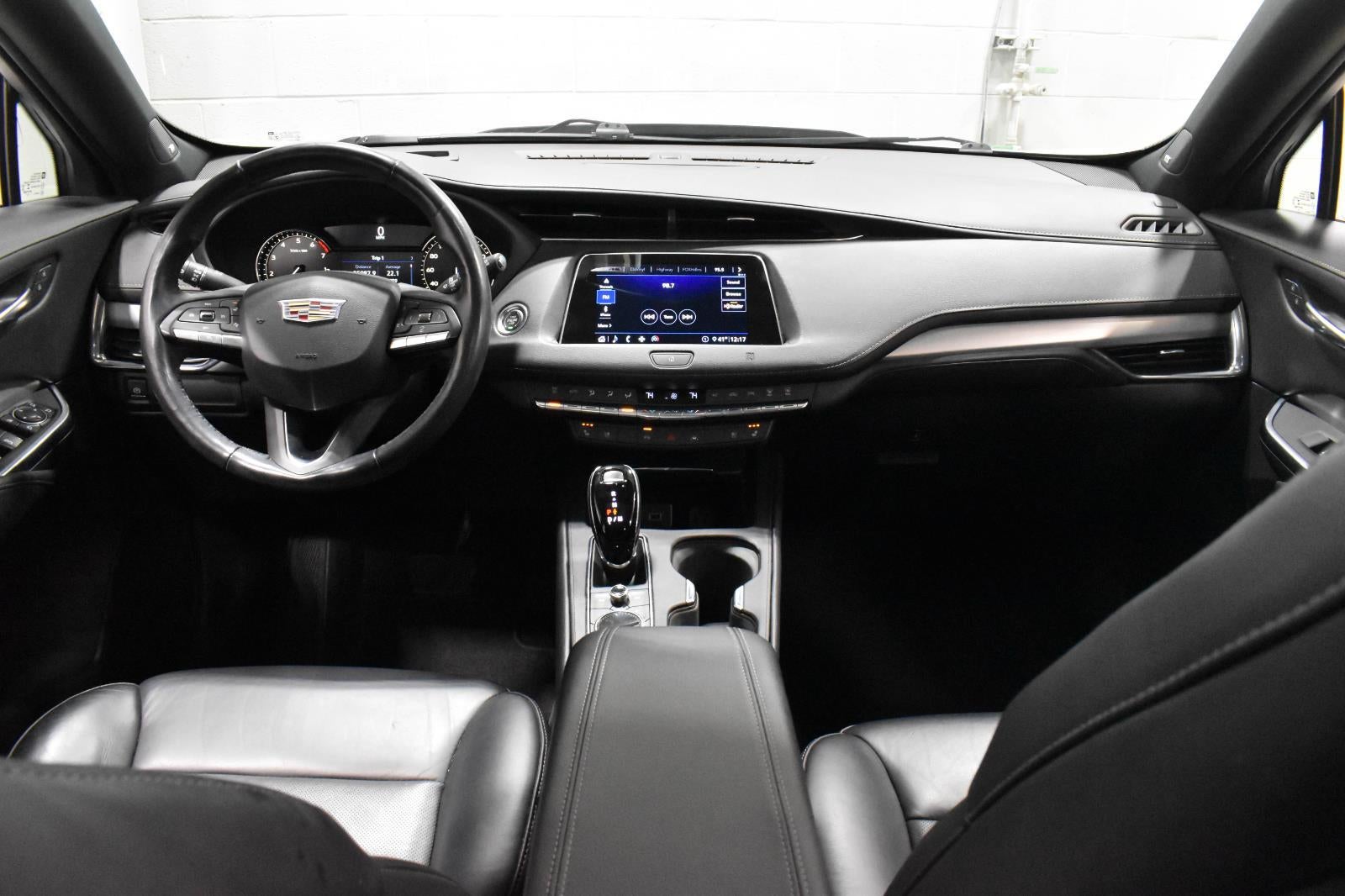 2020 Cadillac XT4 Premium Luxury