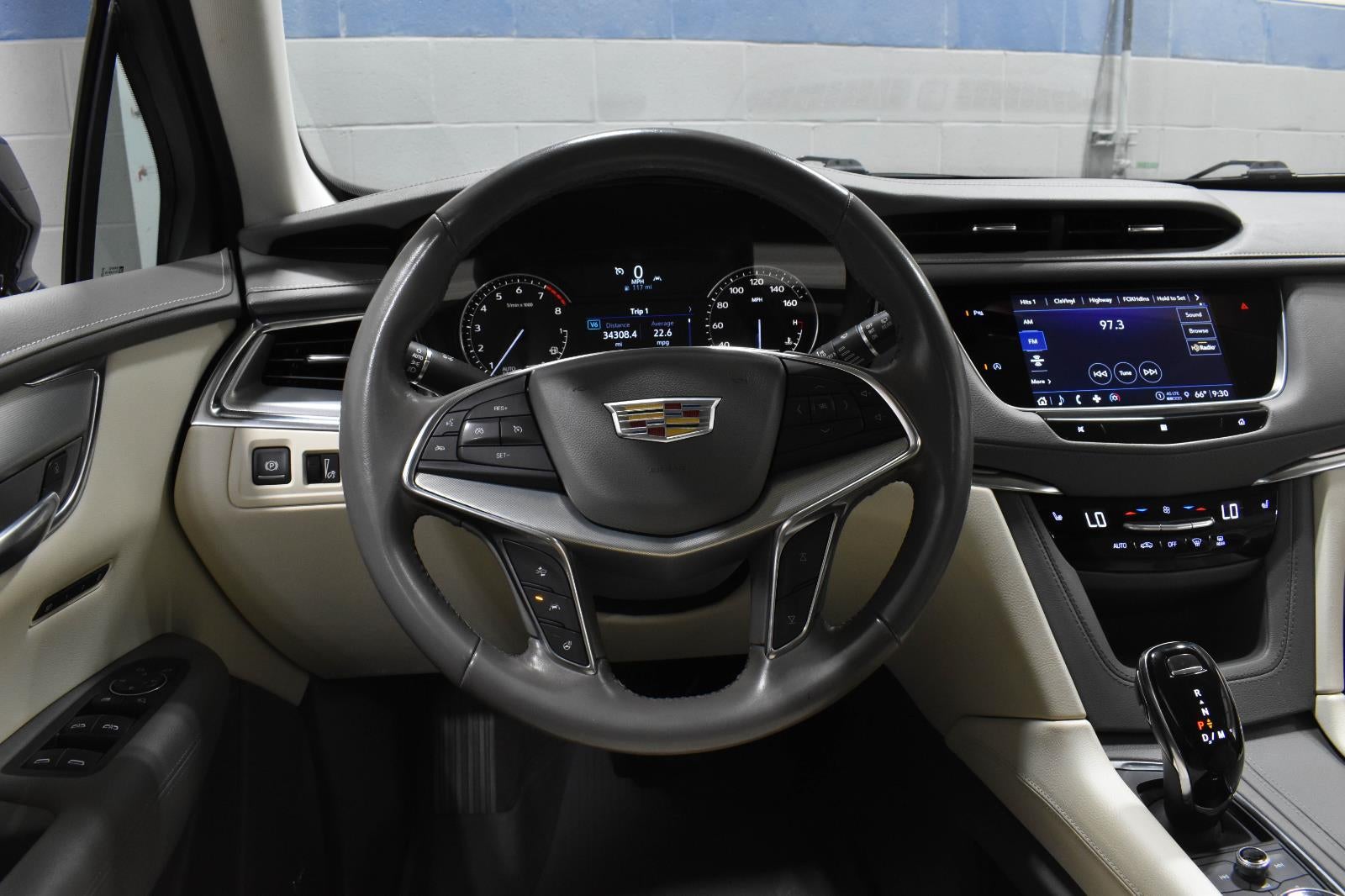 2021 Cadillac XT5 Premium Luxury