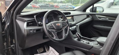 2022 Cadillac XT5 Sport