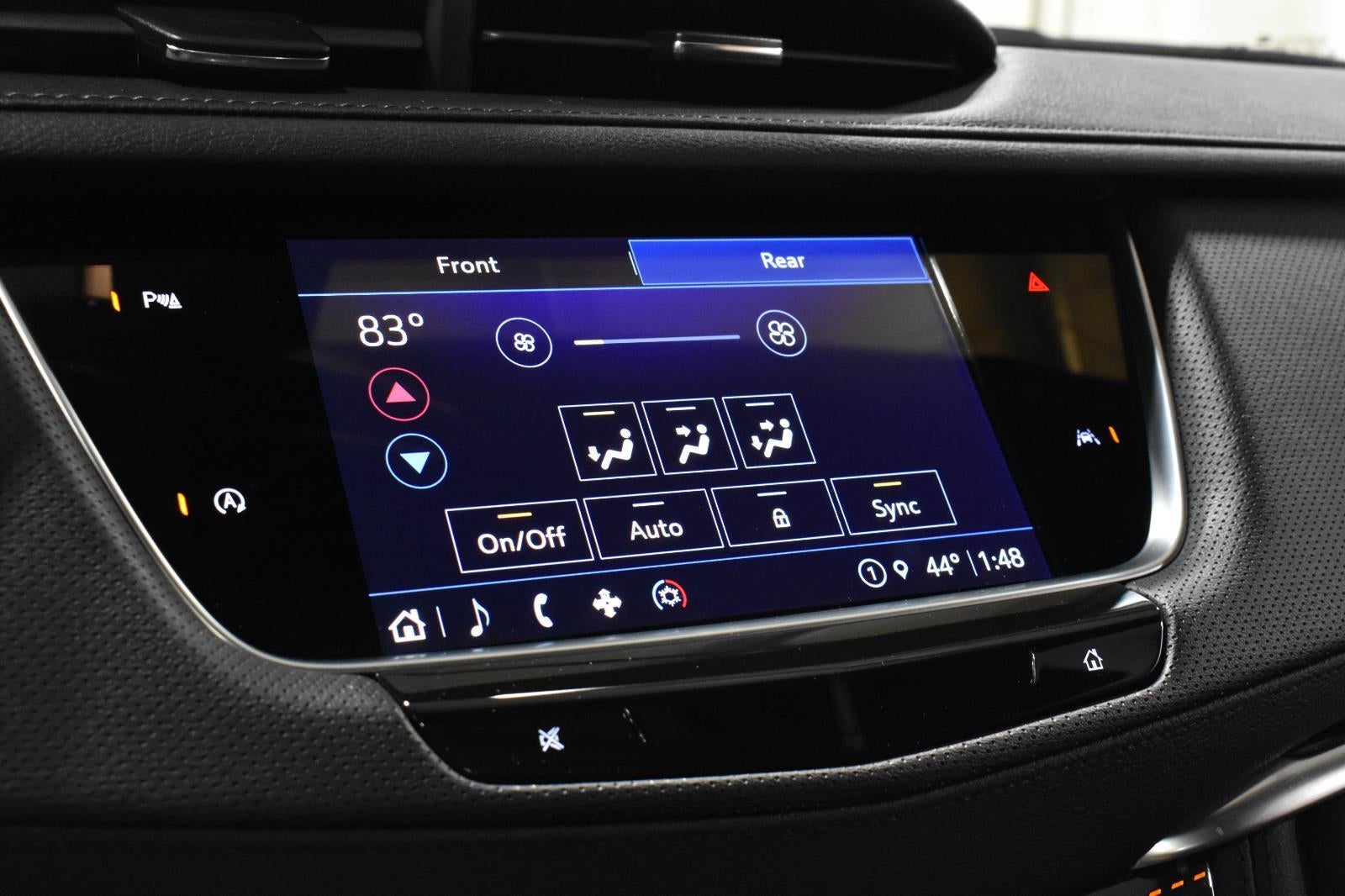 2025 Cadillac XT6 Luxury