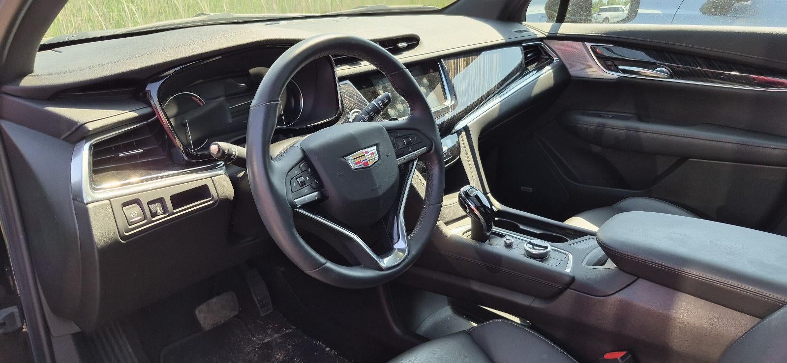2024 Cadillac XT6 Premium Luxury