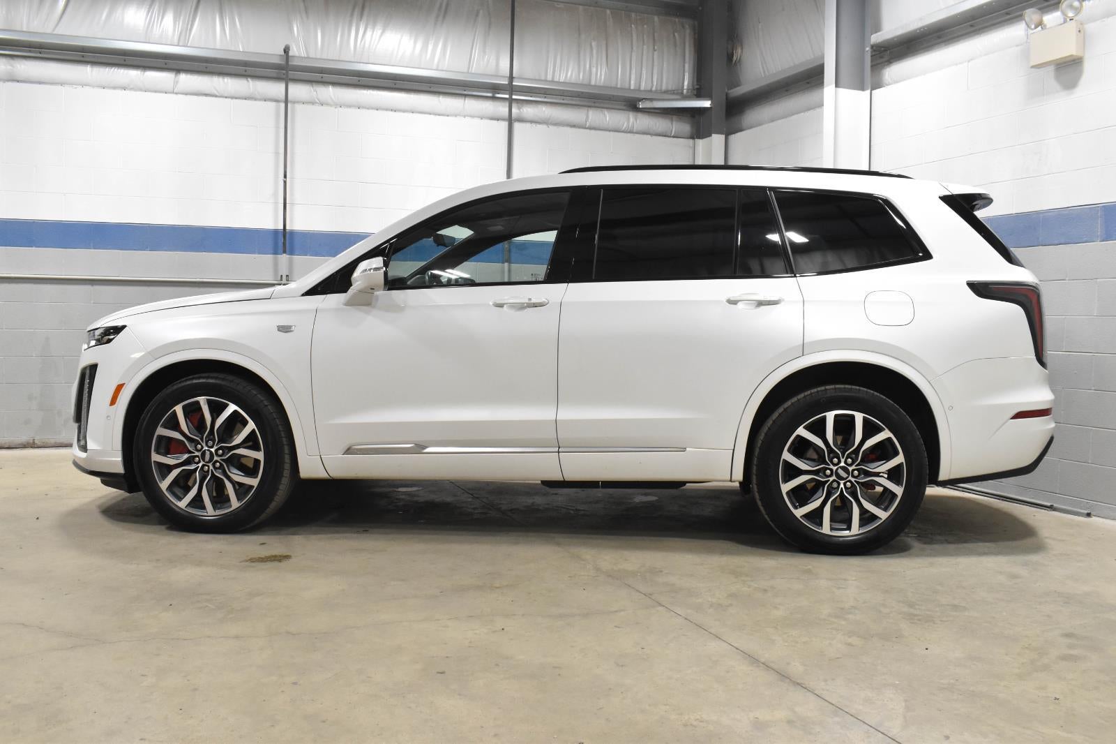 2025 Cadillac XT6 Sport