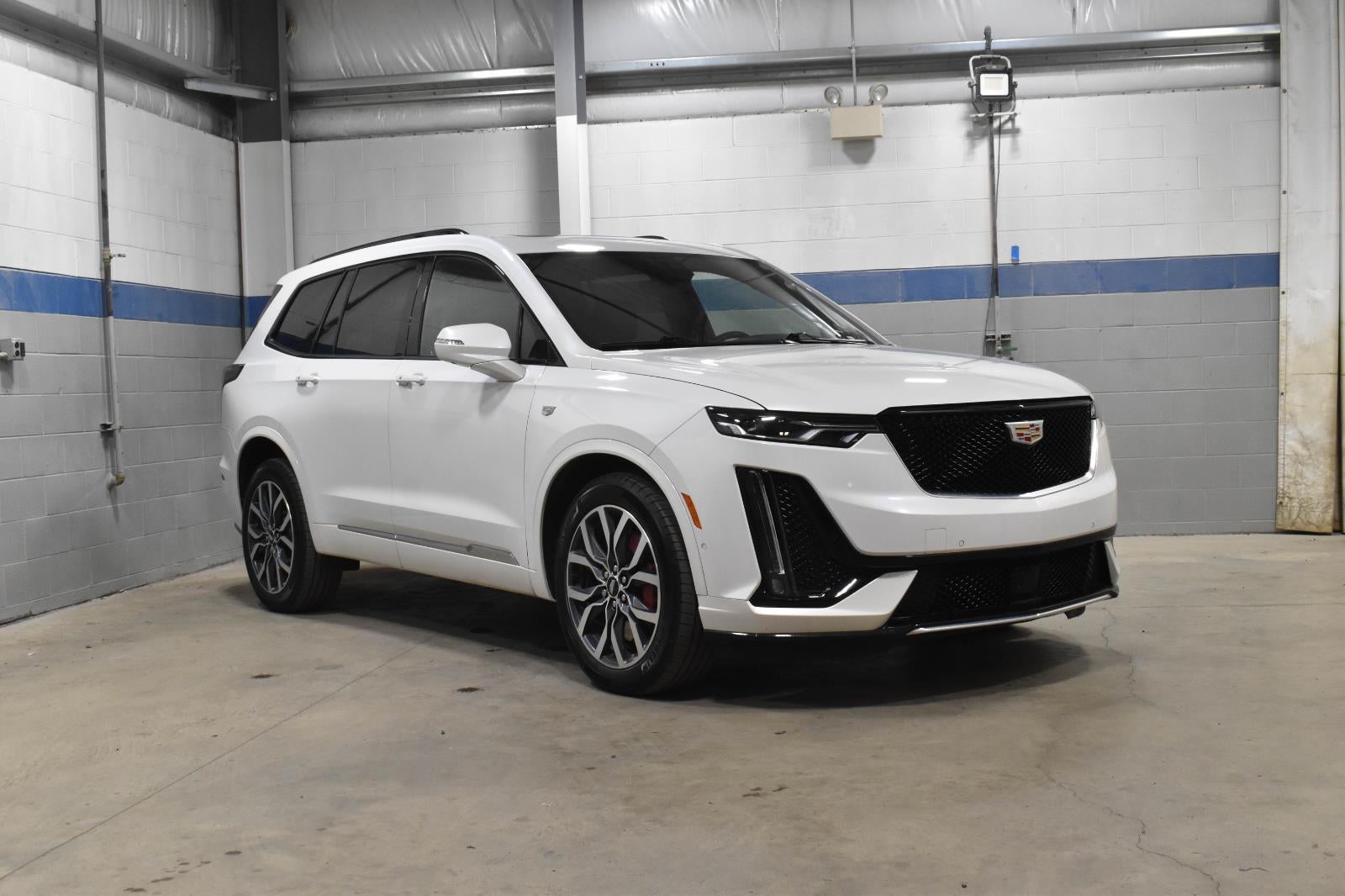 2025 Cadillac XT6 Sport