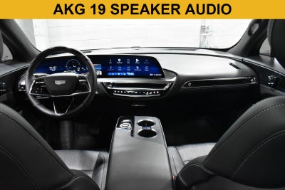 2024 Cadillac LYRIQ Luxury 2