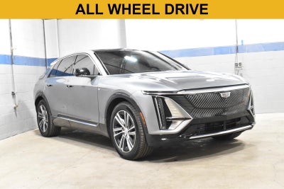 2024 Cadillac LYRIQ Luxury 2