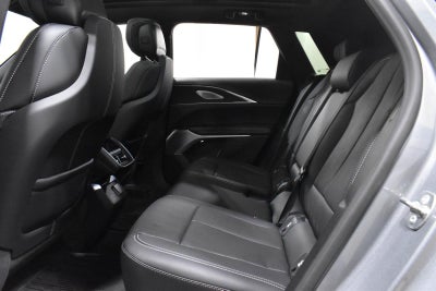 2024 Cadillac LYRIQ Luxury 2