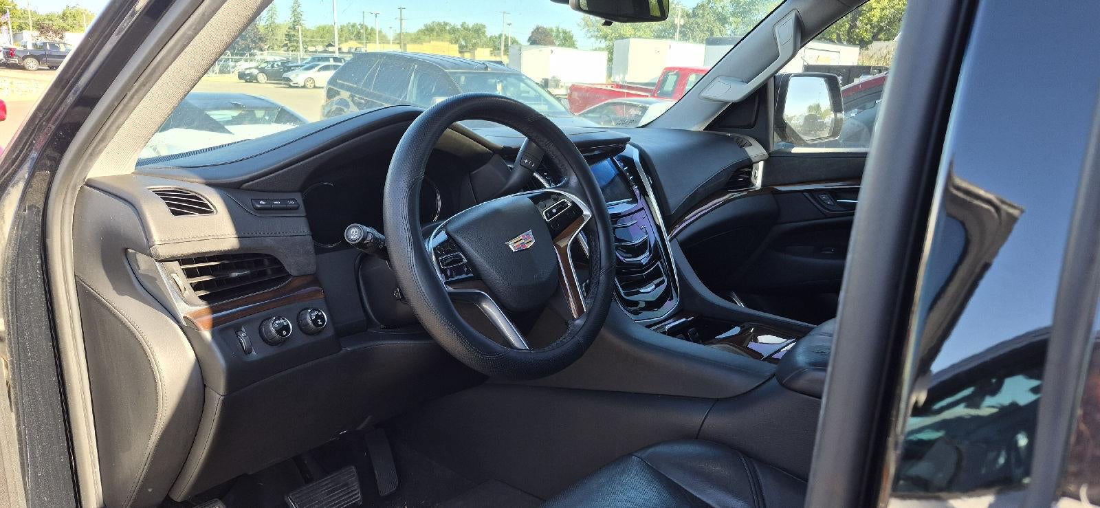 2020 Cadillac Escalade Luxury