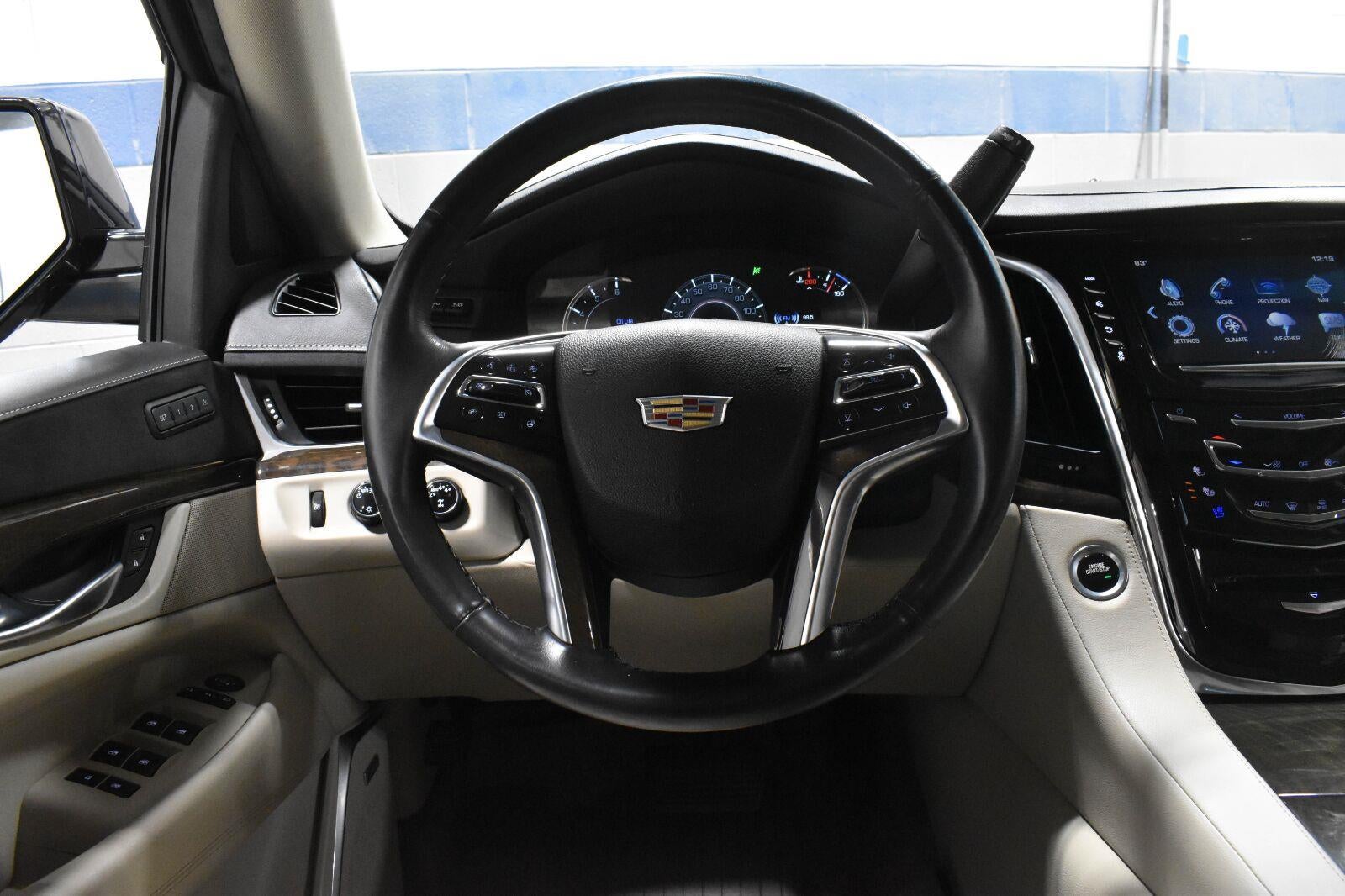 2018 Cadillac Escalade Luxury