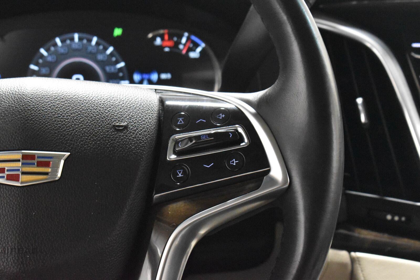 2018 Cadillac Escalade Luxury