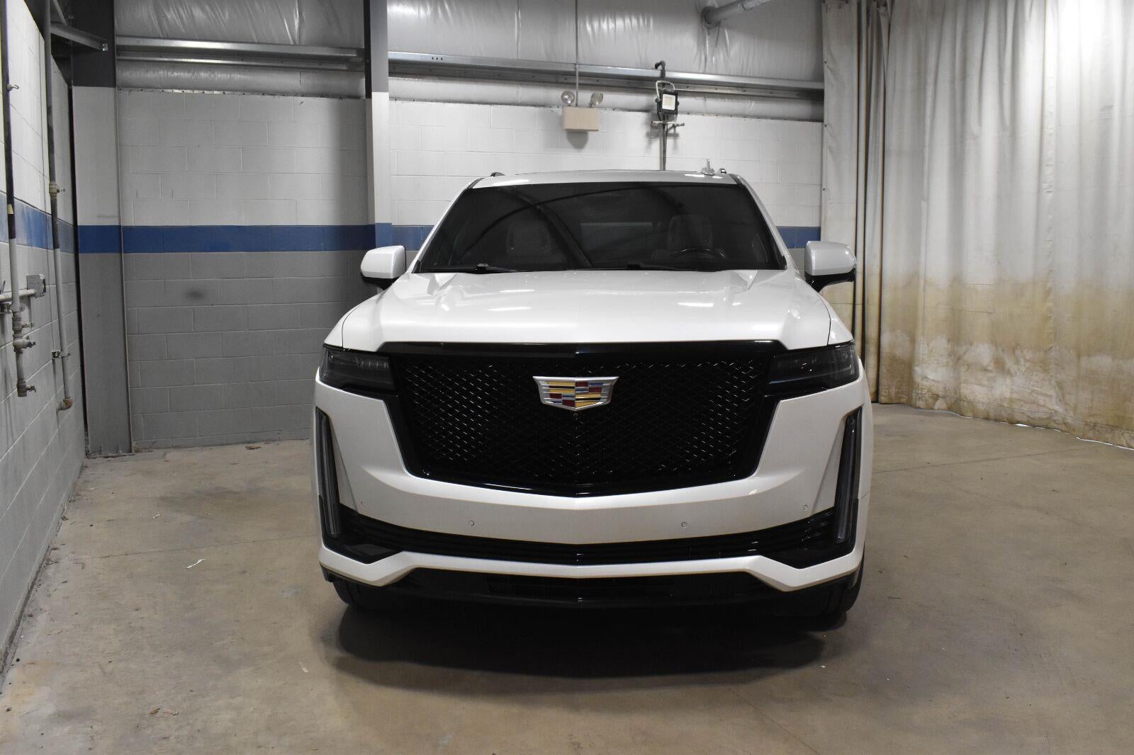 2022 Cadillac Escalade Sport