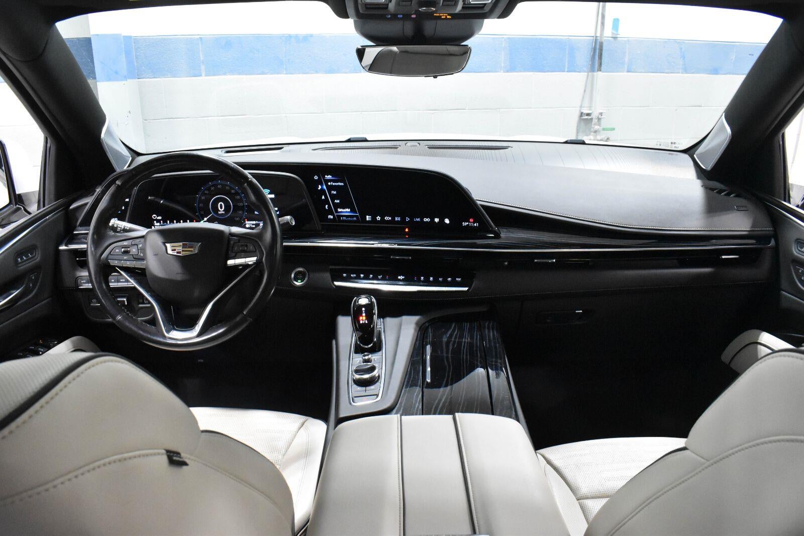 2022 Cadillac Escalade Sport