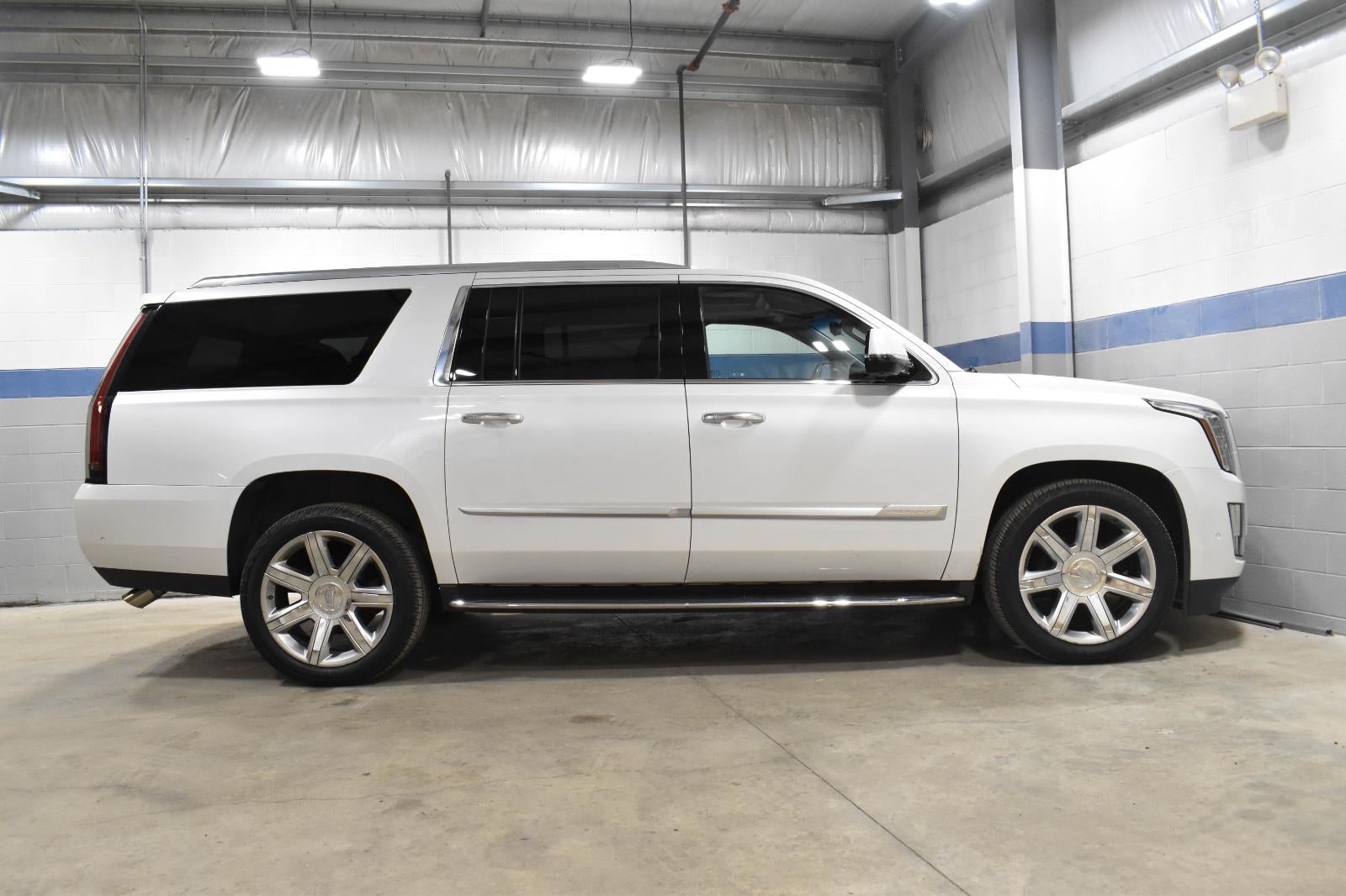 2020 Cadillac Escalade ESV Luxury