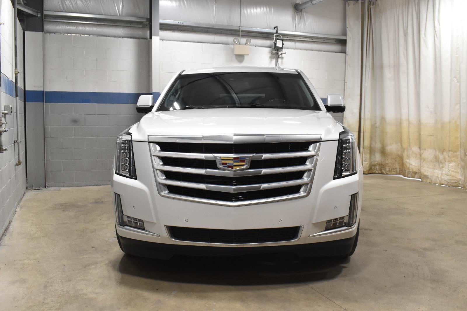 2020 Cadillac Escalade ESV Luxury
