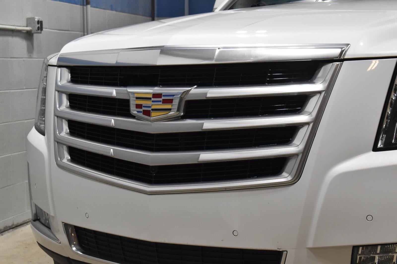 2020 Cadillac Escalade ESV Luxury