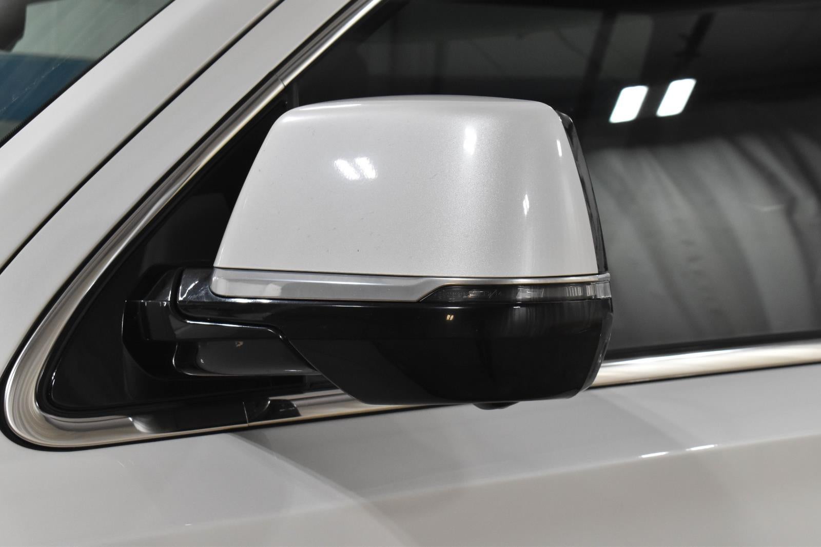 2020 Cadillac Escalade ESV Luxury