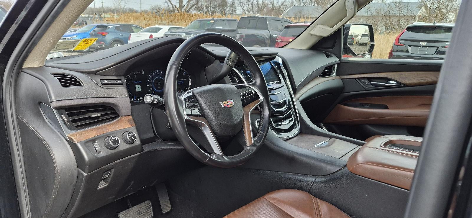 2019 Cadillac Escalade ESV Premium Luxury