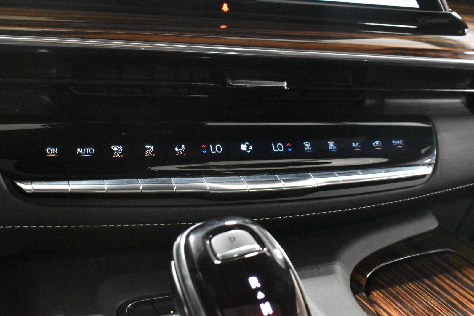 2023 Cadillac Escalade ESV Premium Luxury