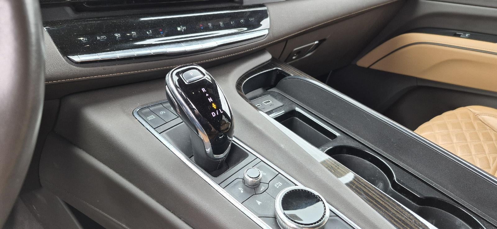 2023 Cadillac Escalade ESV Premium Luxury