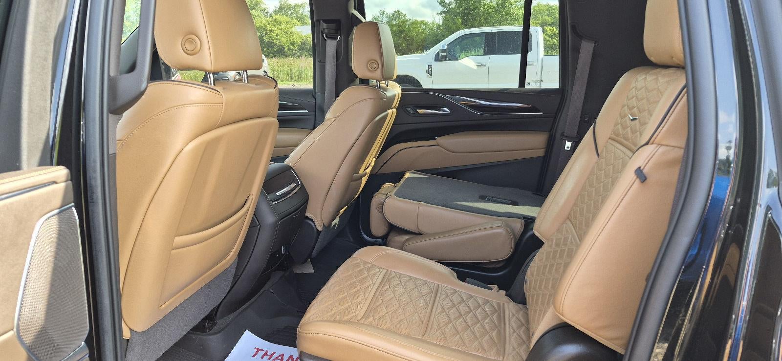 2022 Cadillac Escalade ESV Sport